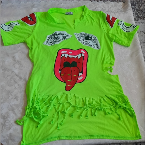 Cut Up Neón Green  T Shirt - Picture 2 of 5